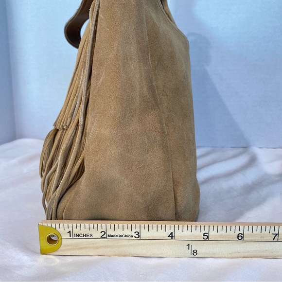 Minnetonka Boho, Cowgirl Fringe Tan Suede Shoulder Bag - Picture 14 of 14